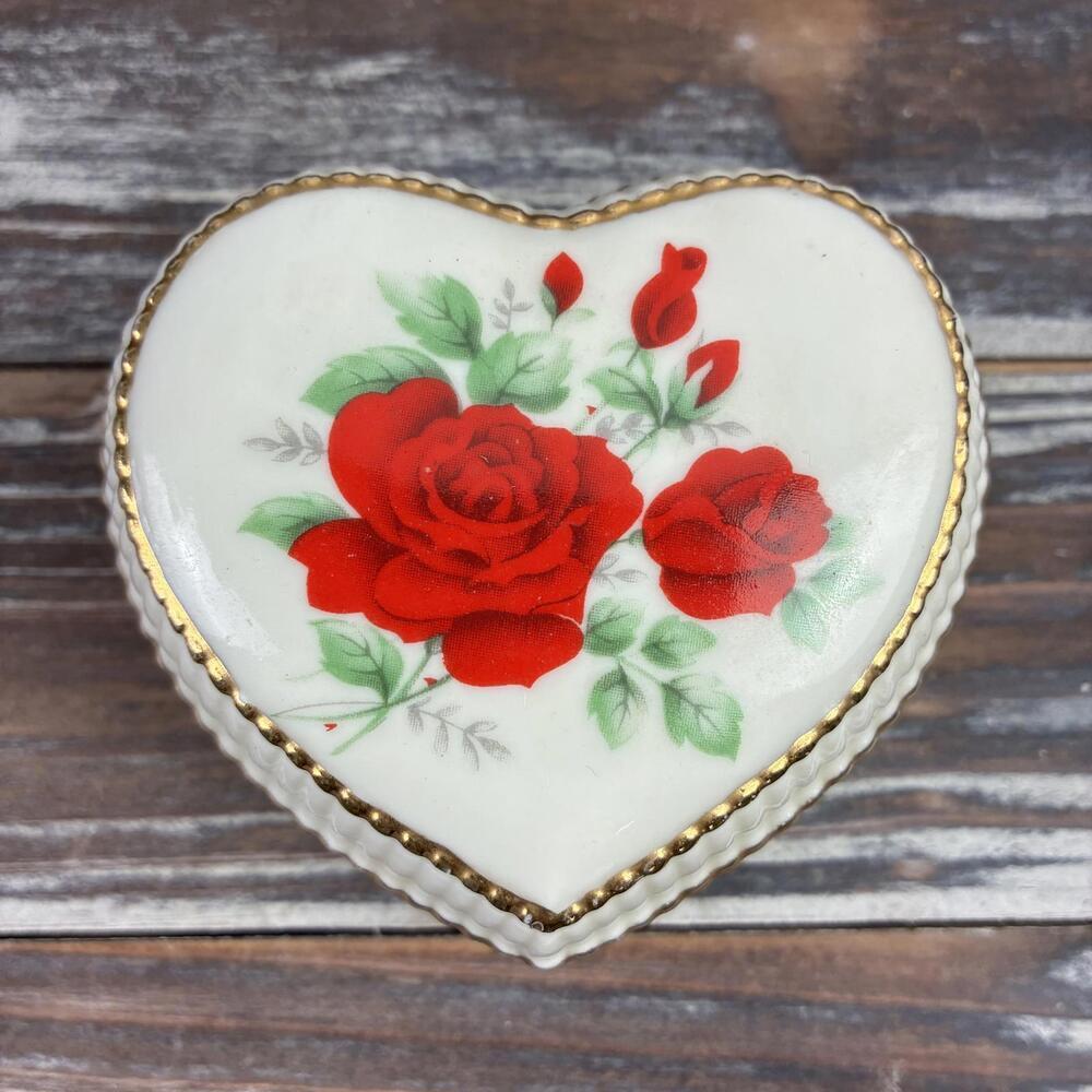Heritage House Musical Melodies Heart-Shaped Porcelain Trinket Gift Box Red Rose